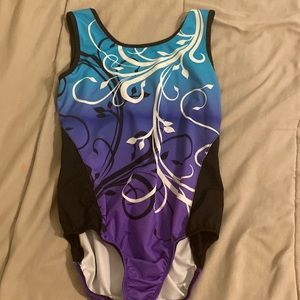 girl bathing suit